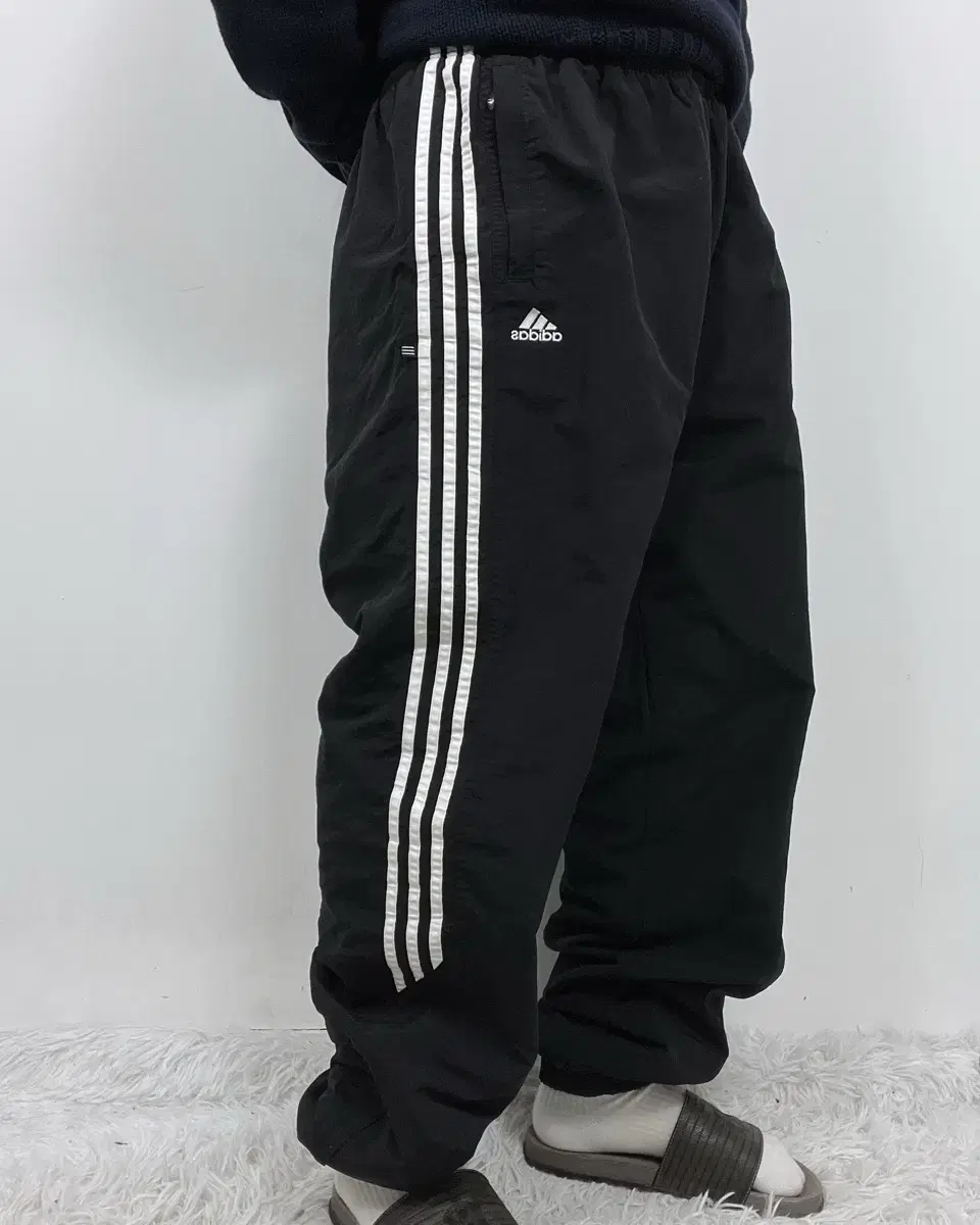 Adidas 아디다스 우븐 누빔 조거 팬츠