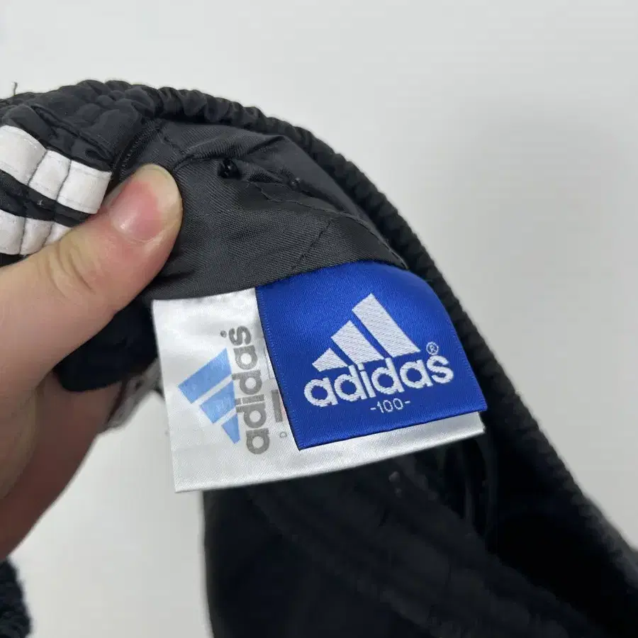 Adidas 아디다스 우븐 누빔 조거 팬츠