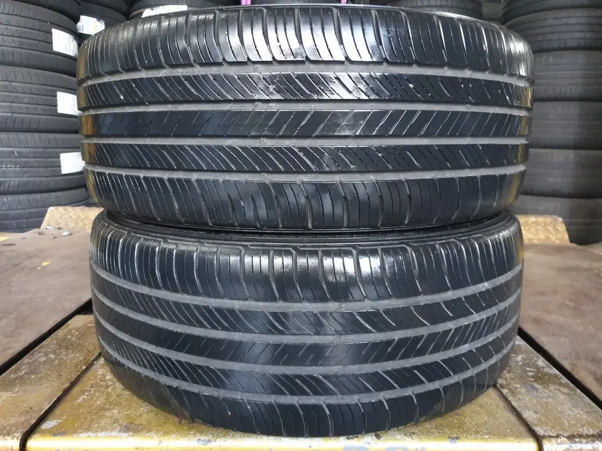 2454519 중고타이어 금호타이어 크루젠HP71 245/45R19 세트