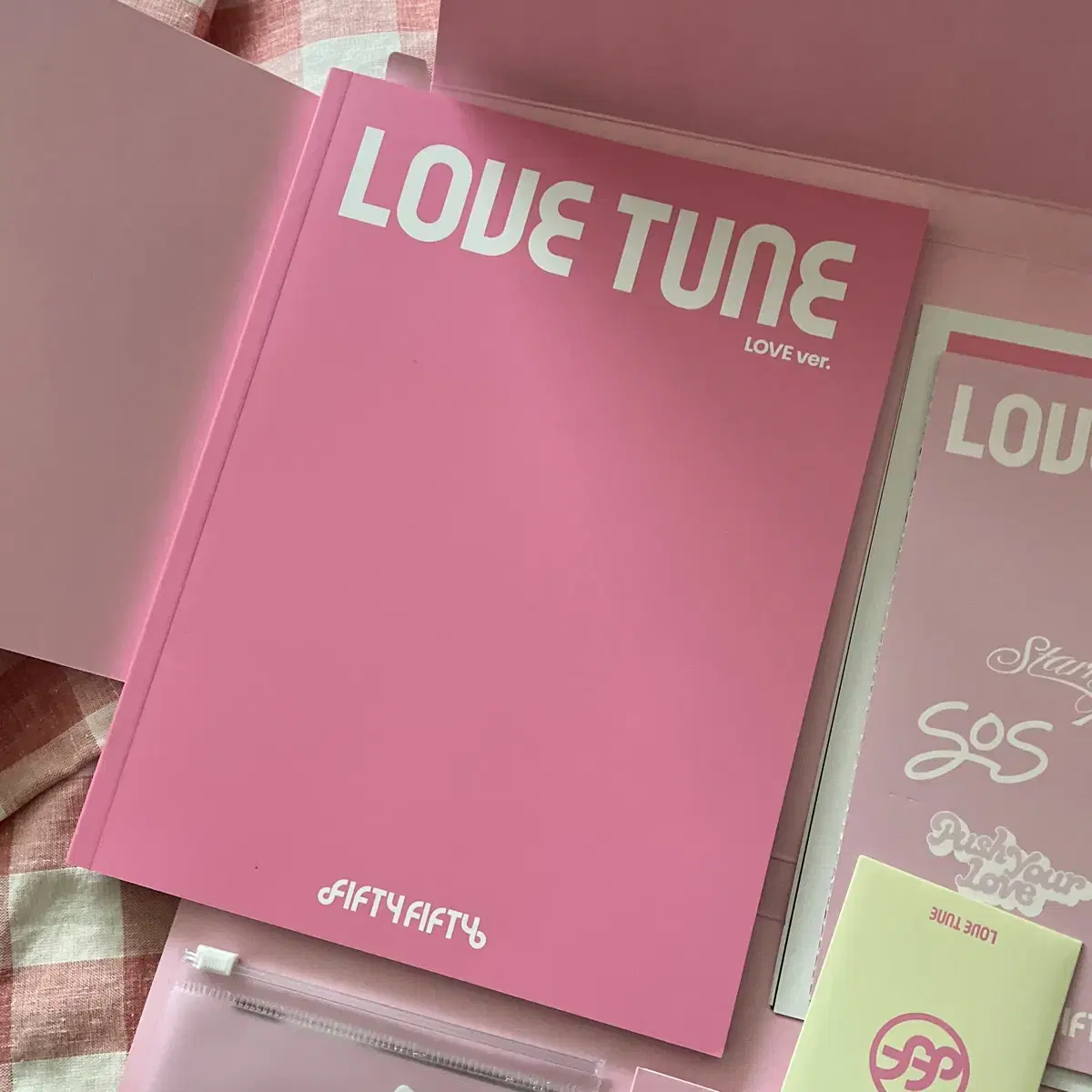 피프티피프티 친필 사인 앨범, love tune, love ver(비매)