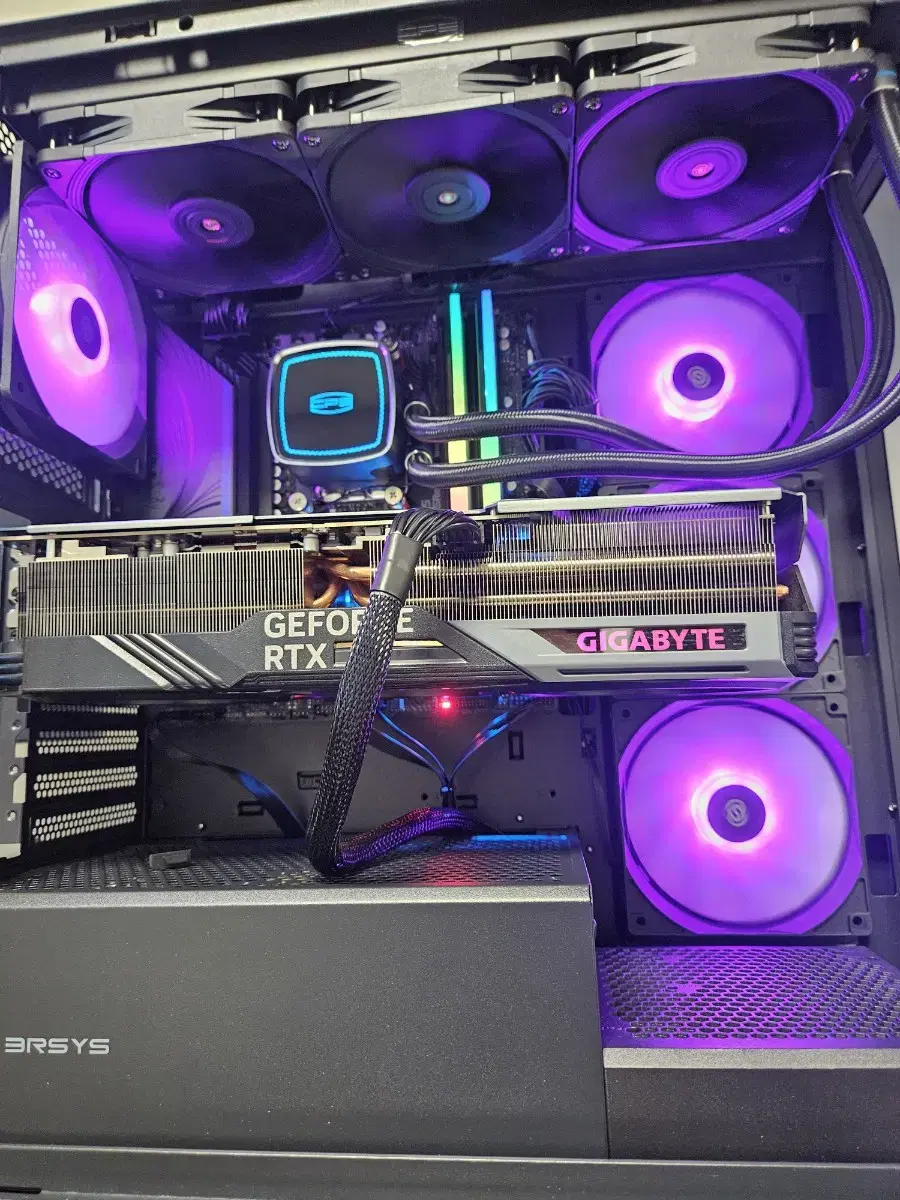 9800x3d, rtx4080, 2tb 초고사양 본체