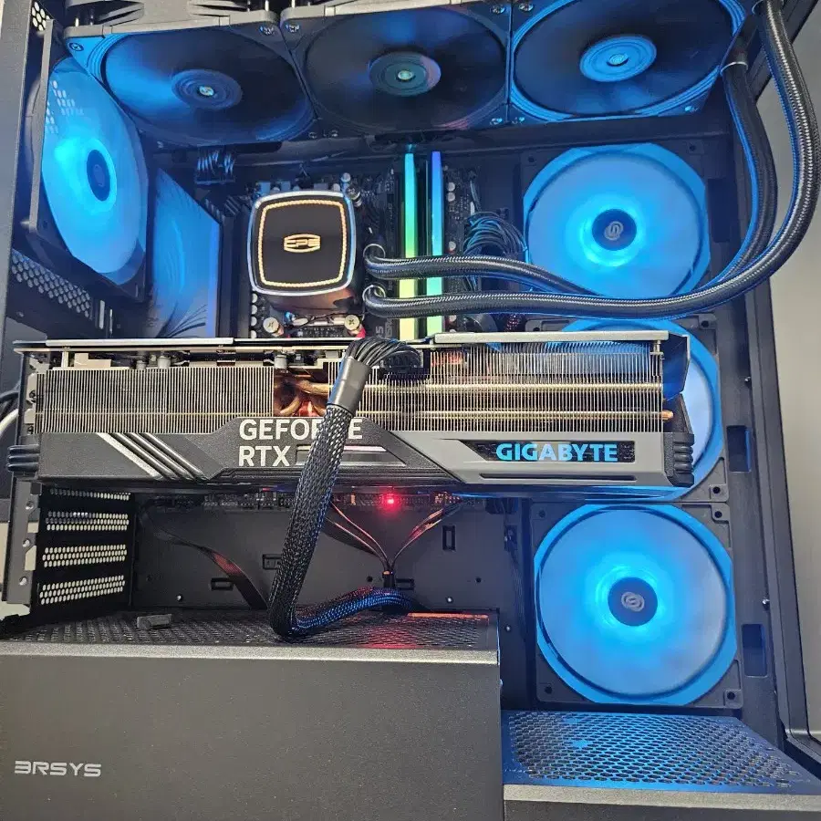 9800x3d, rtx4080, 2tb 초고사양 본체