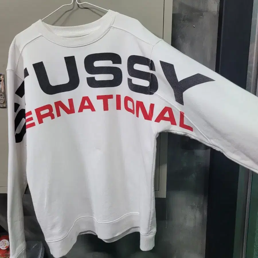 STUSSY 스투시 인터네셔널 풀 스펠아웃 맨투맨 정품 M사이즈