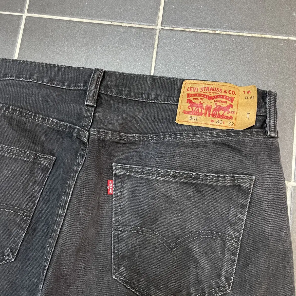 Levis 501 리바이스 501 흑청 데님팬츠