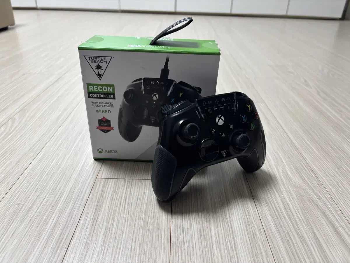 Xbox 피파 게임패드 터틀비치 판매합니다(새제품)