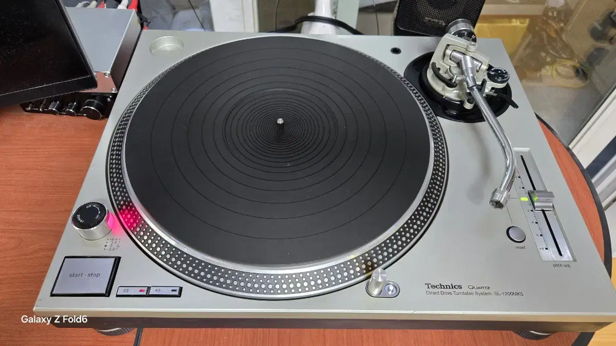 테크닉스, Technics 턴테이블 SL-1200mk5 실버 팝니다