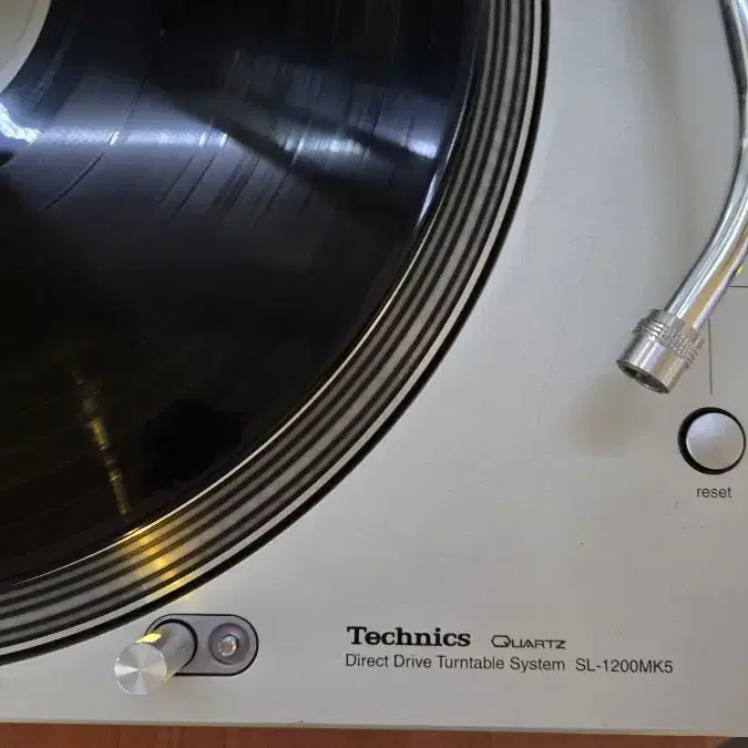 테크닉스, Technics 턴테이블 SL-1200mk5 실버 팝니다