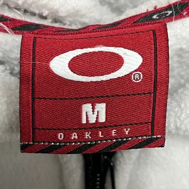 OAKLEY 집업 M