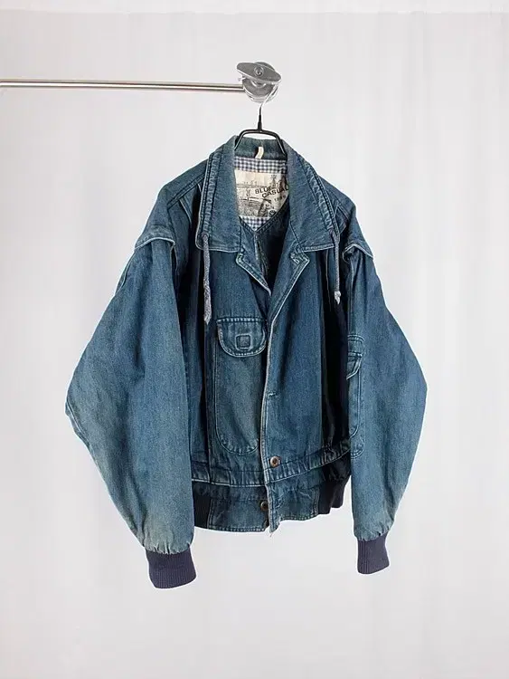 BLUE CASUAL VTG DENIM JACKET