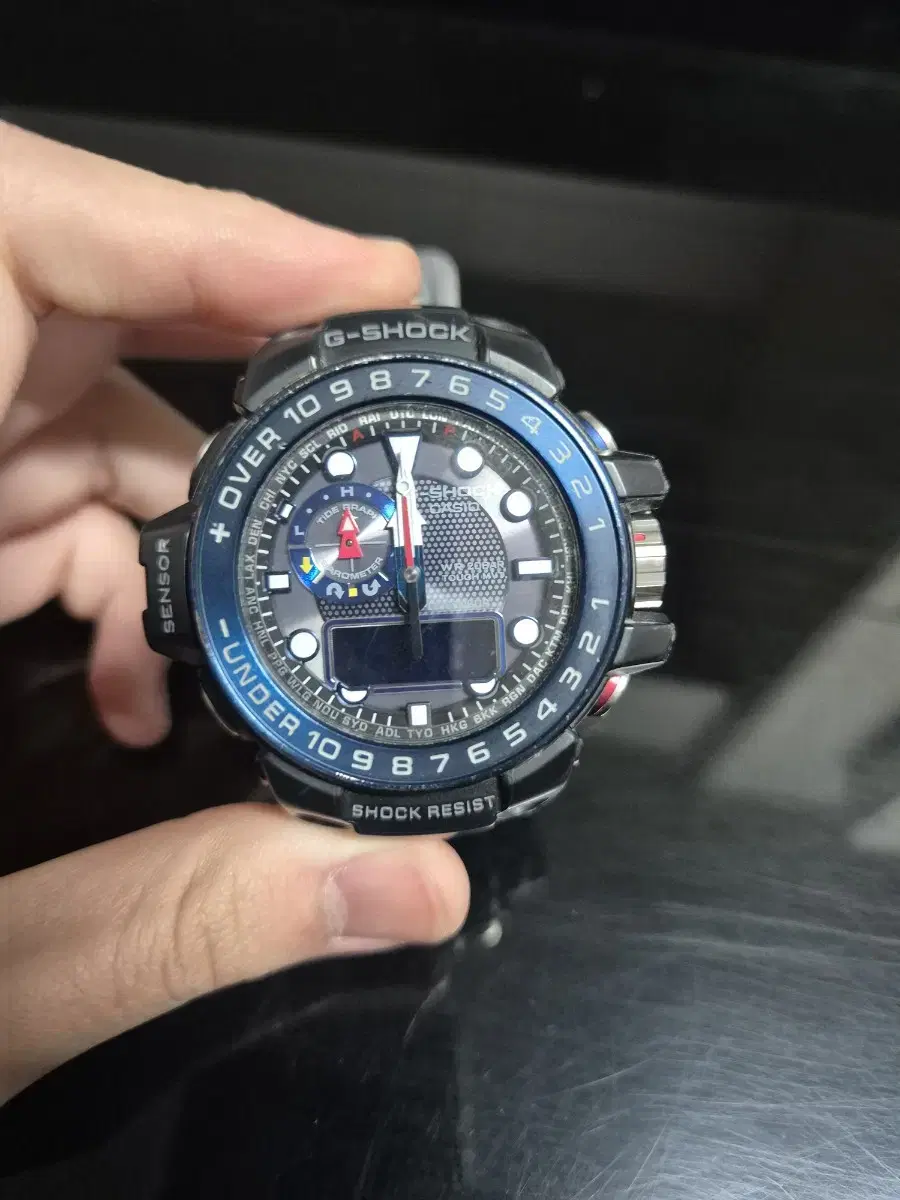 지샥 걸프마스터 gshock GWN-1000B-1B 풀박스 판매합니다