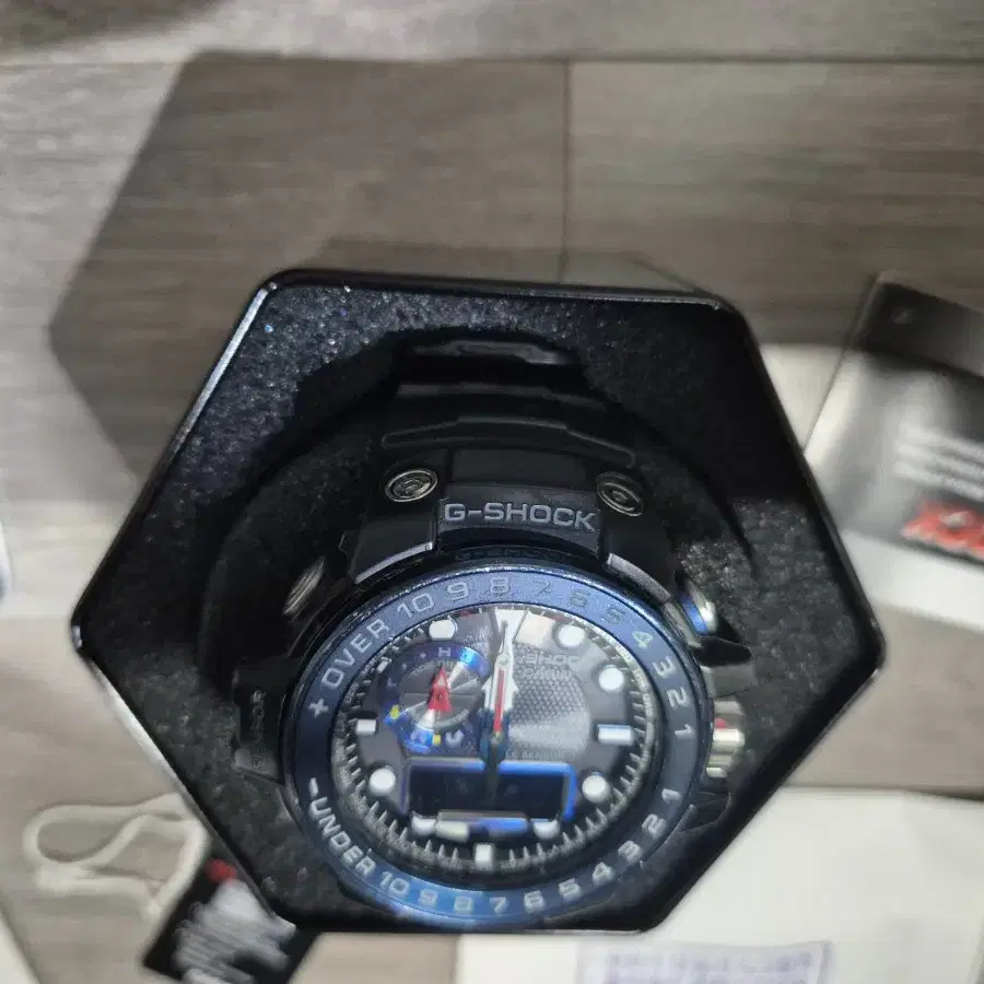 지샥 걸프마스터 gshock GWN-1000B-1B 풀박스 판매합니다