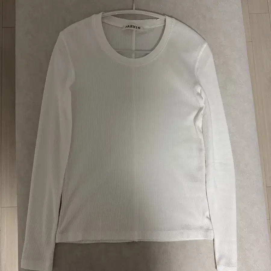 FARVEN) KAIL U-NECK LONG SLEEVEE_IVORY