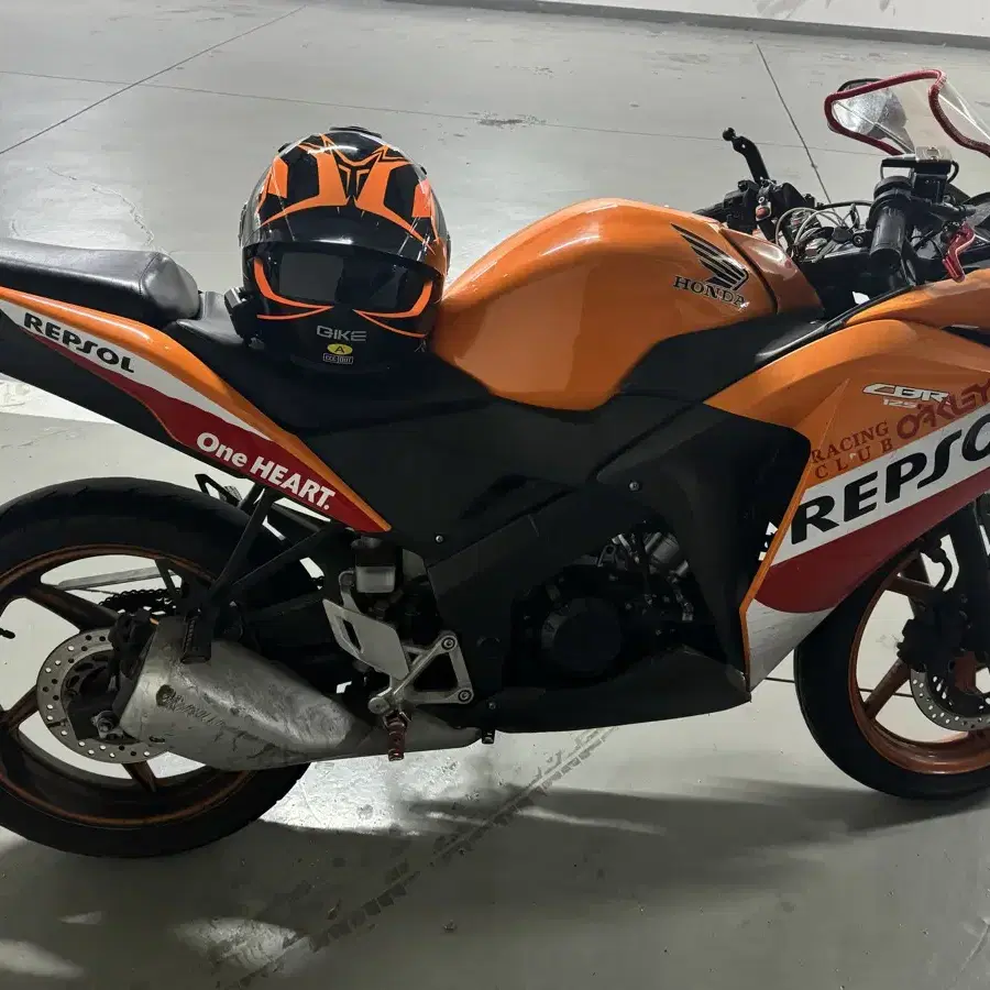 cbr125 랩솔카울 급처