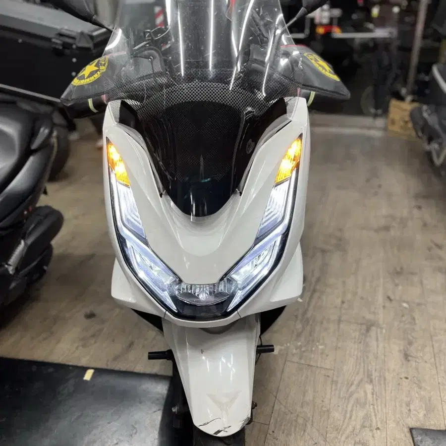 PCX125