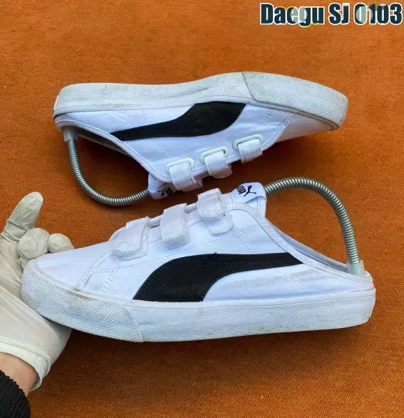 260 Puma Mule Velcro Sneakers