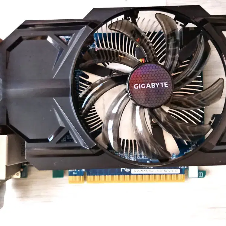 GTX750 OC 1GB GeForce기가바이트 그래픽카드