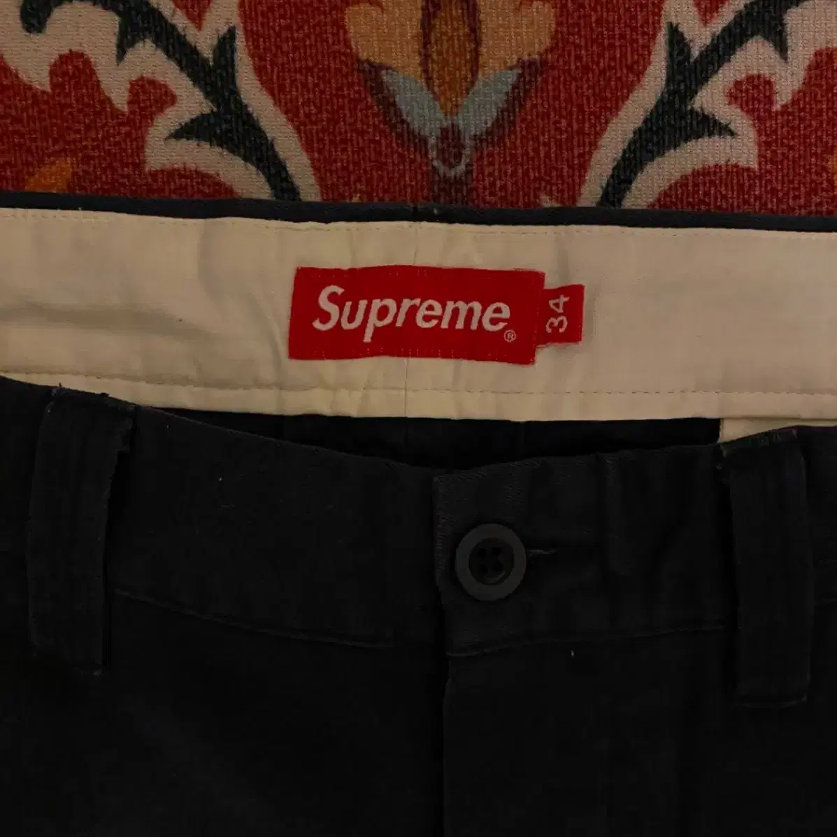 34) 슈프림 Supreme 21ss 핀업 걸 치노 팬츠 네이비