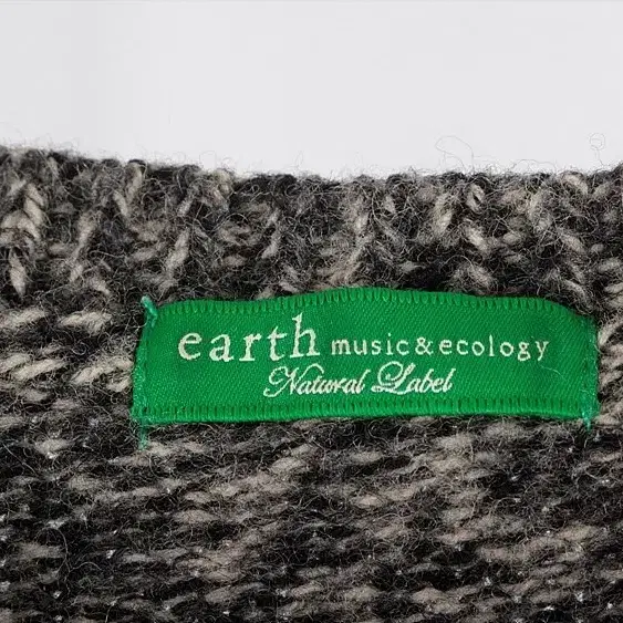 EARTH MUSIC & ECOLOGY knit