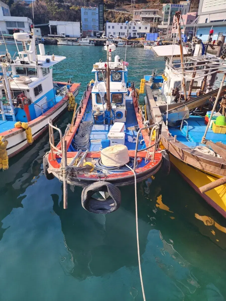 Gyeongnam 3.01ton coastal complex permit fishing boat sells