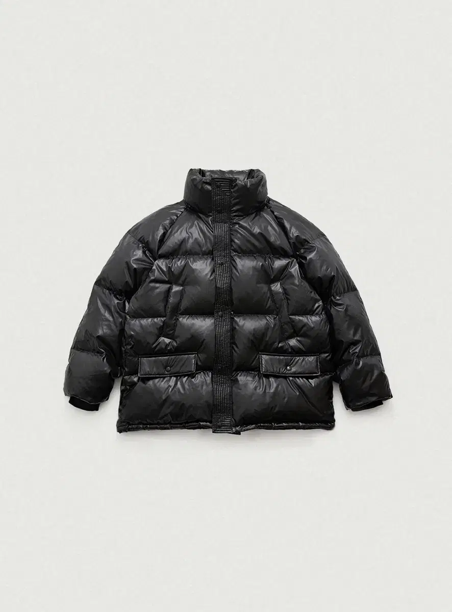 더바넷 Black Glossy Goose Puffer Jacket