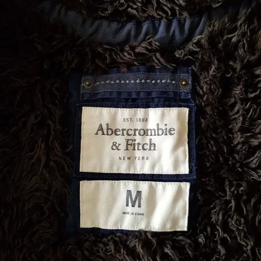 아베크롬비 Abercrombie 울프죠 헤비집업자켓 M 100사이즈