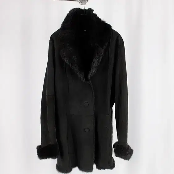 TONG BO MUTON COAT