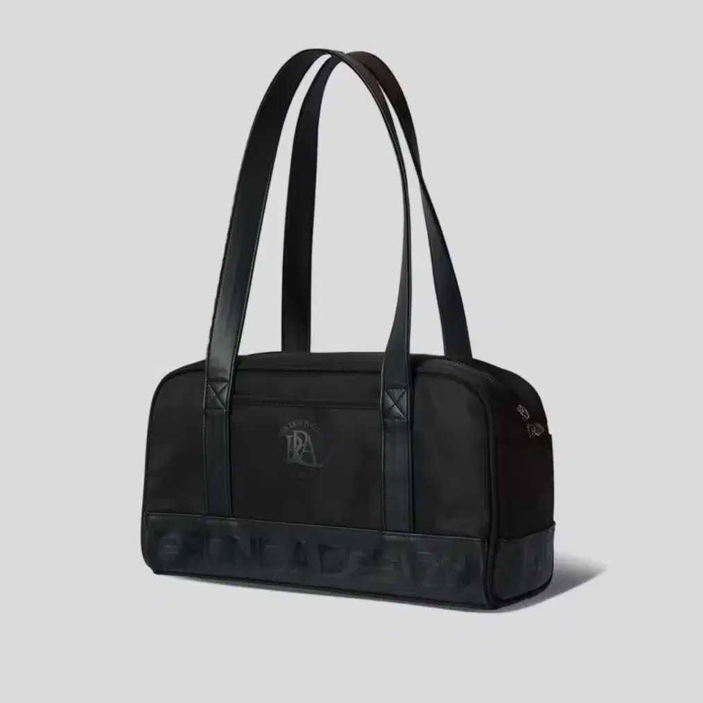 프렌다 MAIN LOGO DUFFLE BAG BLACK