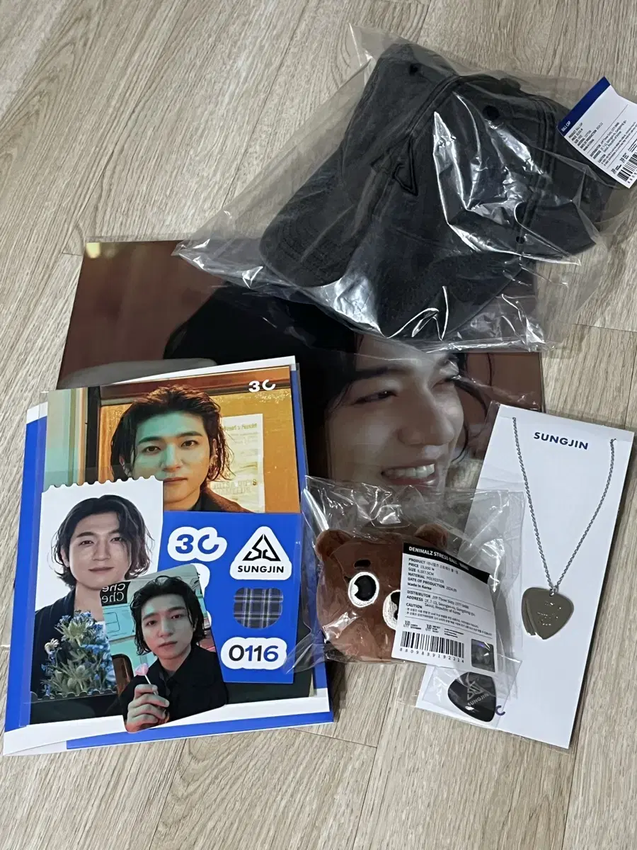 Day 6 Sungjin Goods