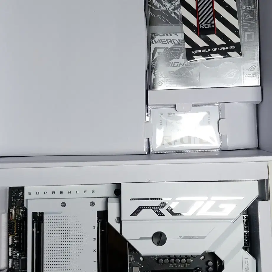 ASUS ROG MAXIMUS Z790 FORMULA 인텍앤컴퍼니 판매