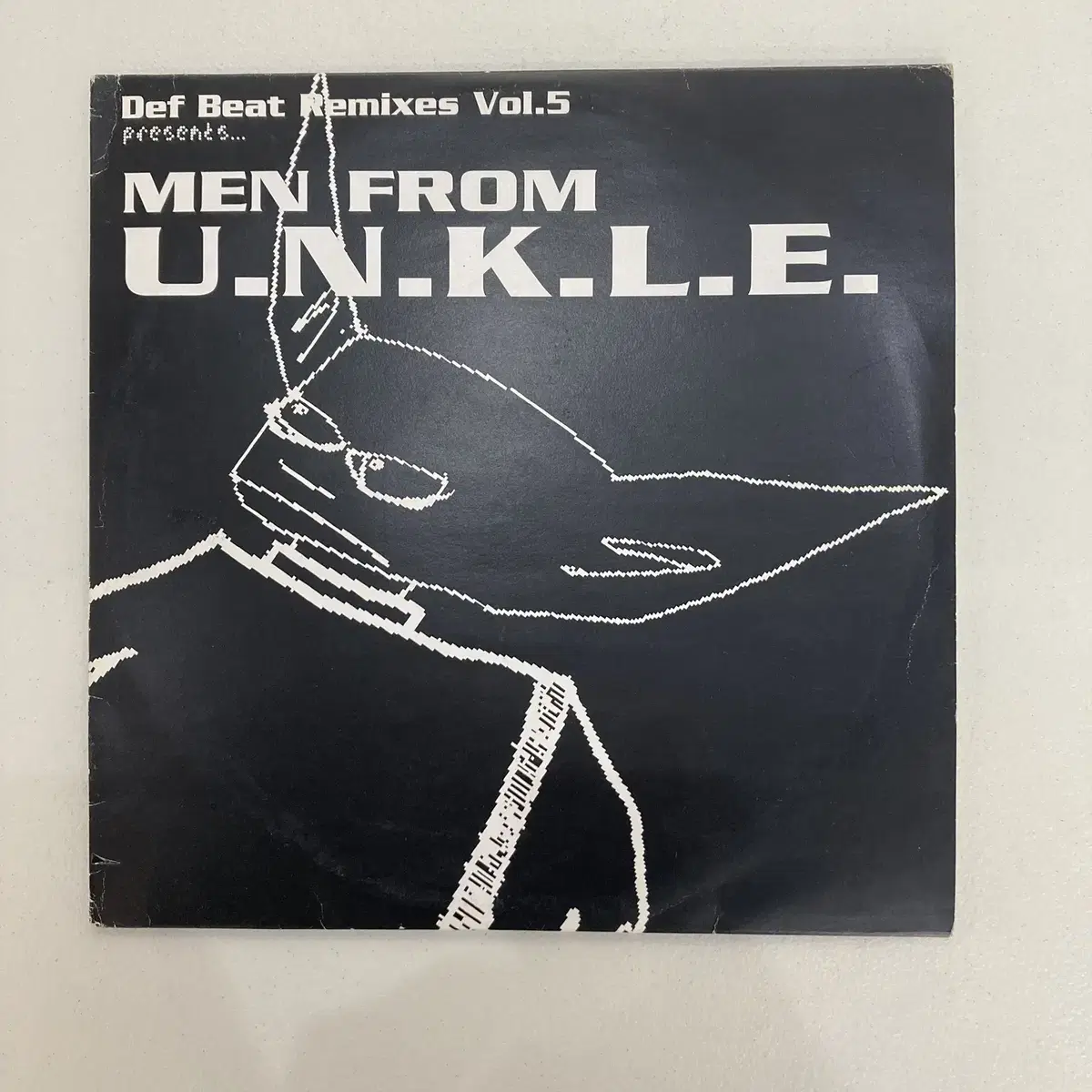 Futura x The Men From UNKLE 희귀 LP 앨범