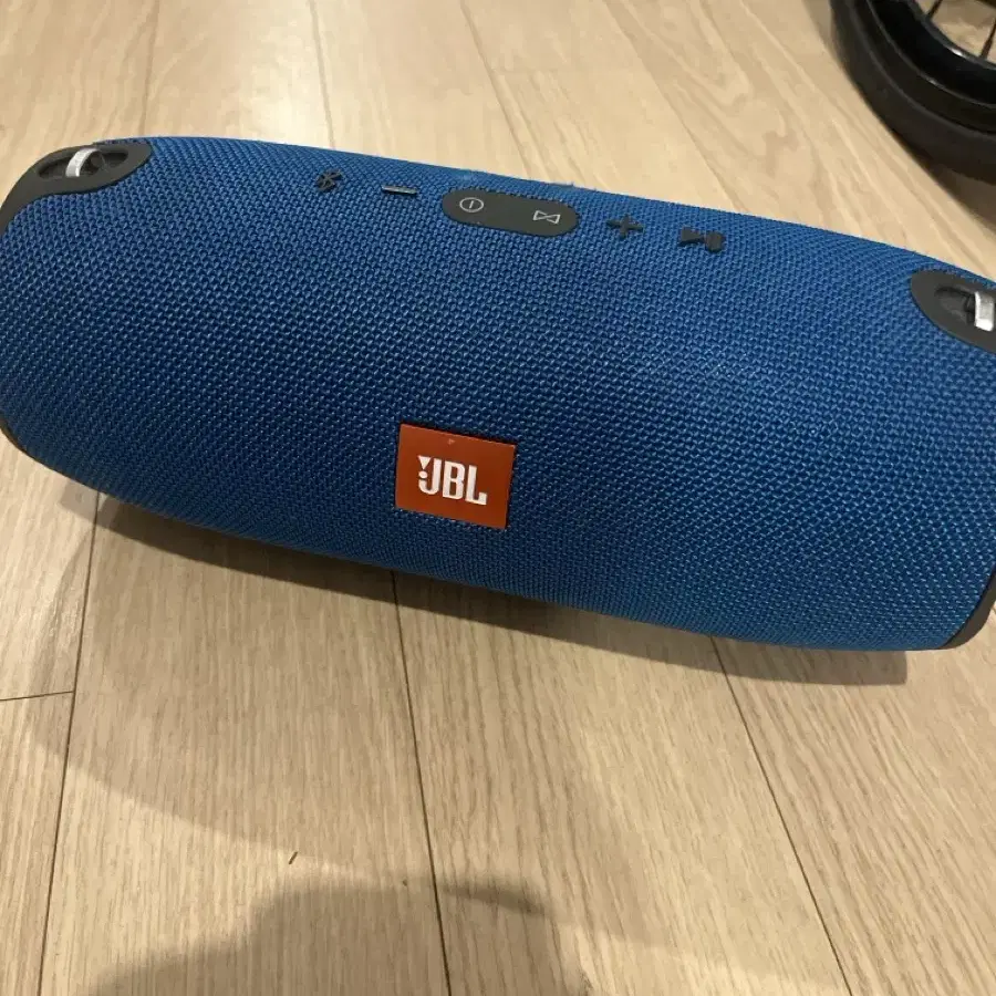 JBL 익스트림1팝니다 원가30만원