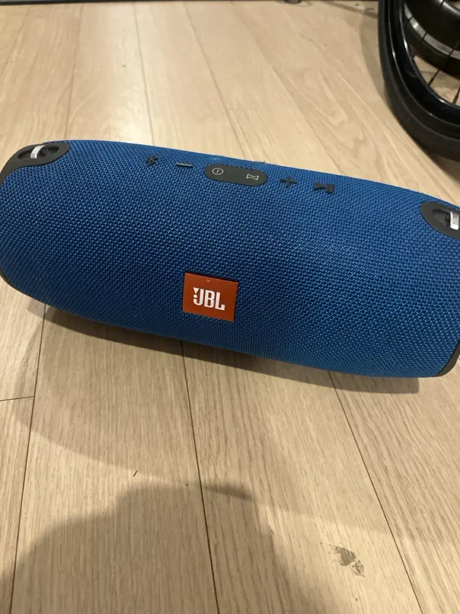 JBL 익스트림1팝니다 원가30만원