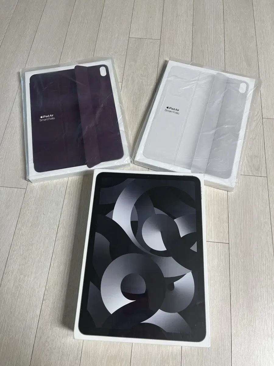 [Daejeon] sealed Apple iPad Air 5th Generation Original Folio Case