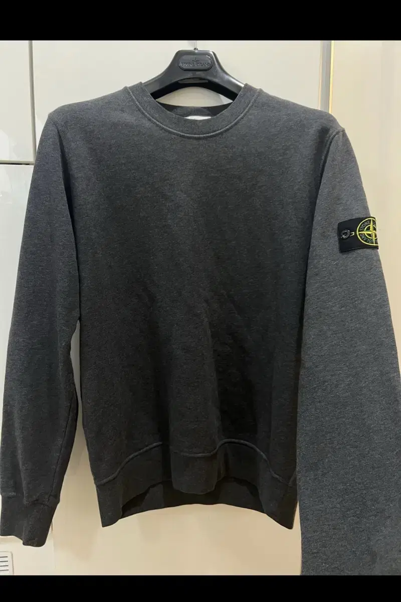 23ss Stone Island Charcoal Man-to-Man L (as new)