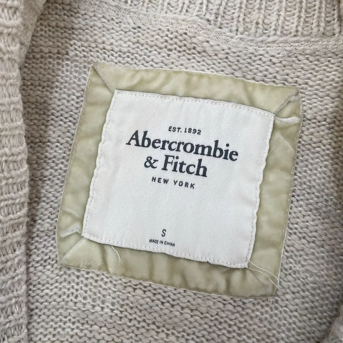 Abercrombie & fitch 아베크롬비 숄카라 가디건 (단추x)