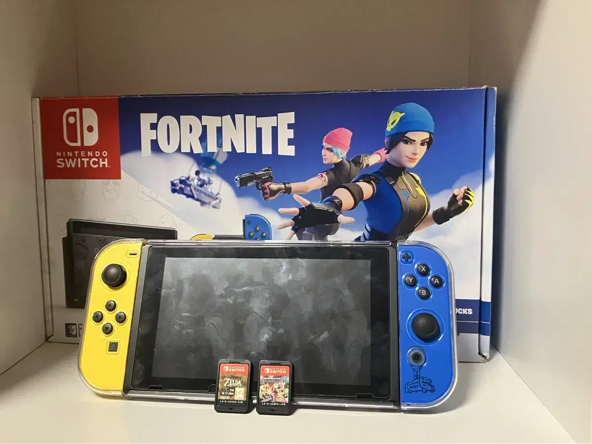 Nintendo Switch Pona Edition Brand New Full Night + Mario Kart Zelda 1