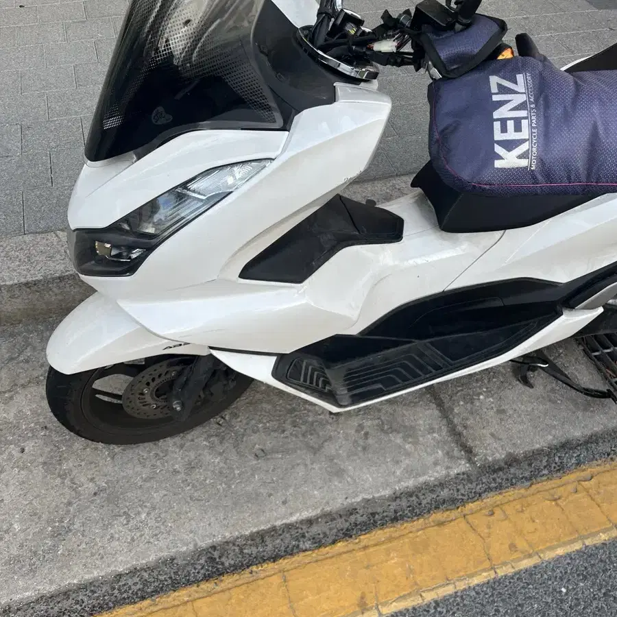 Pcx124 24년식