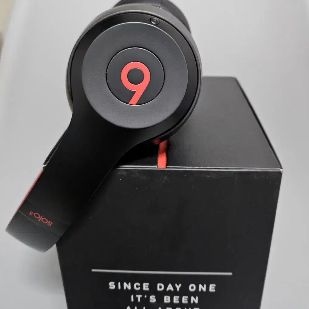 Beats Solo3 Wireless (레드블랙)