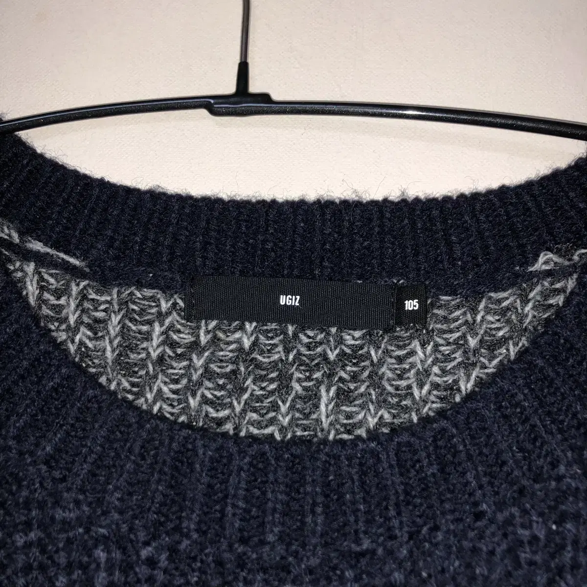 Vintage UGIZ navy knit