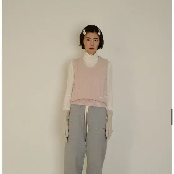 Moui모의 Alpaca ribbed knit vest니트베스트