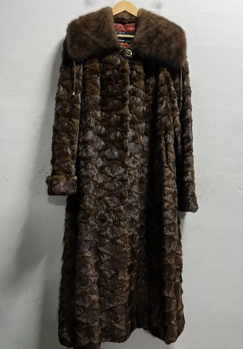 66 O'MERINOS Italian fur mink fur long coat genuine