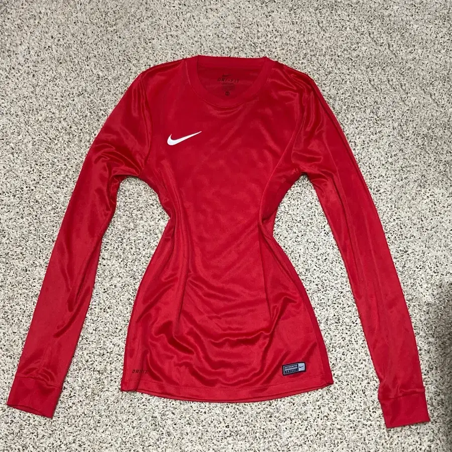 Nike Swoosh Dry-Fit long sleeve 나이키 롱슬리브