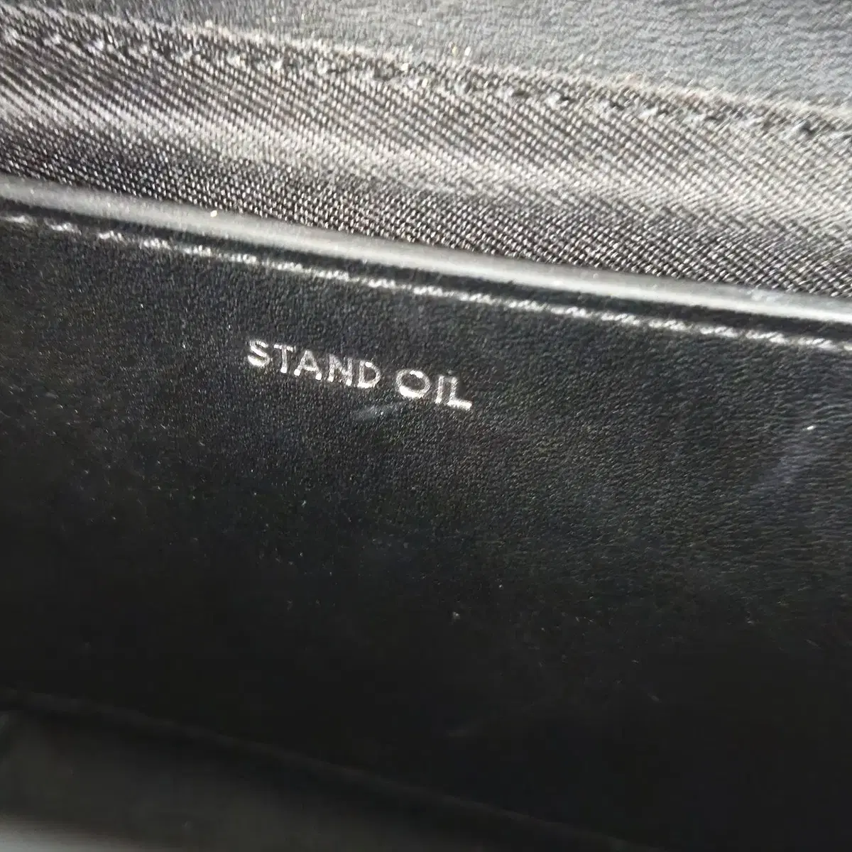 STAND OIL 스탠드 오일 버터백 클래식 블랙