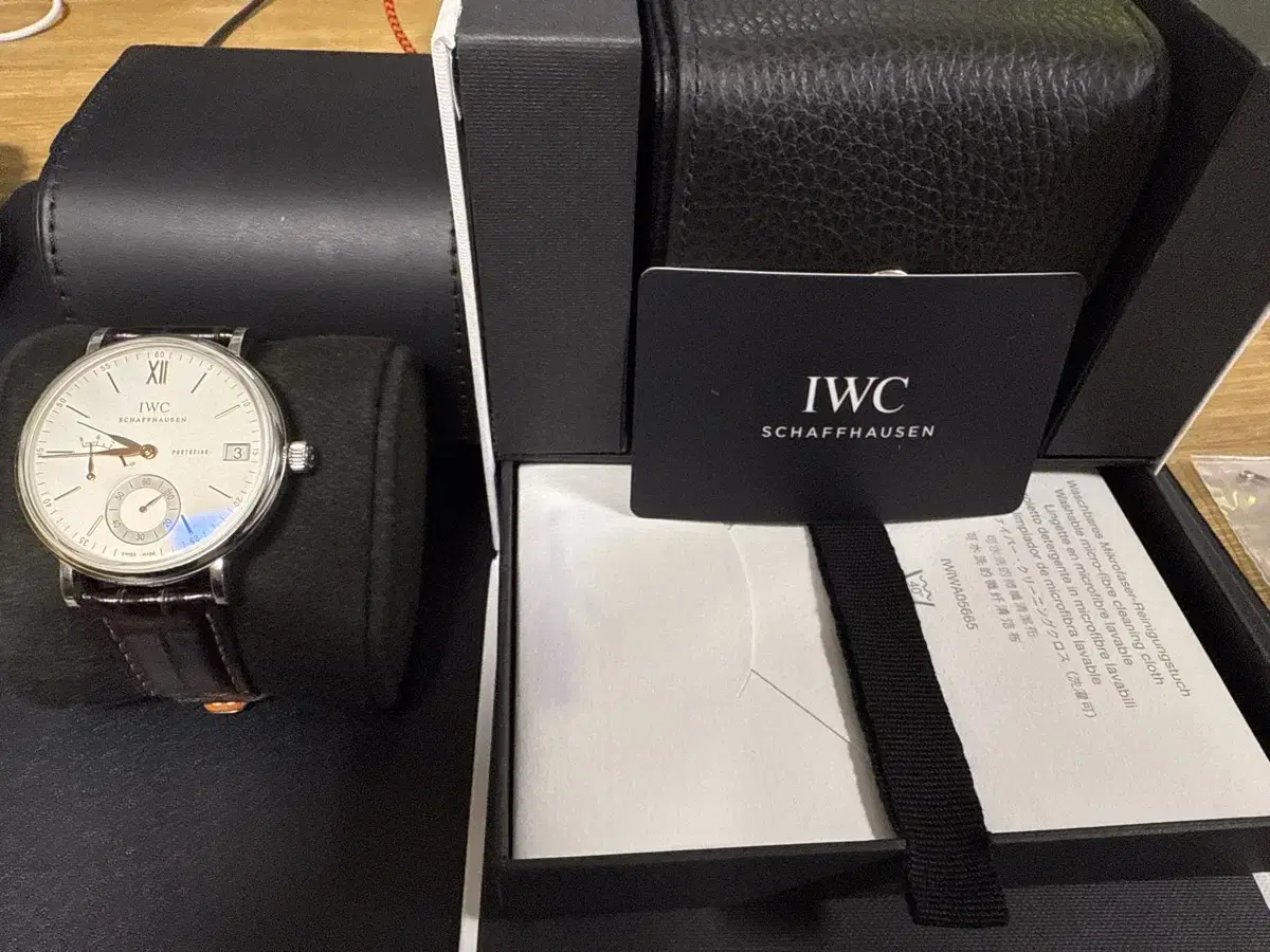 IWC 포르토피노 핸드와인드 8 days