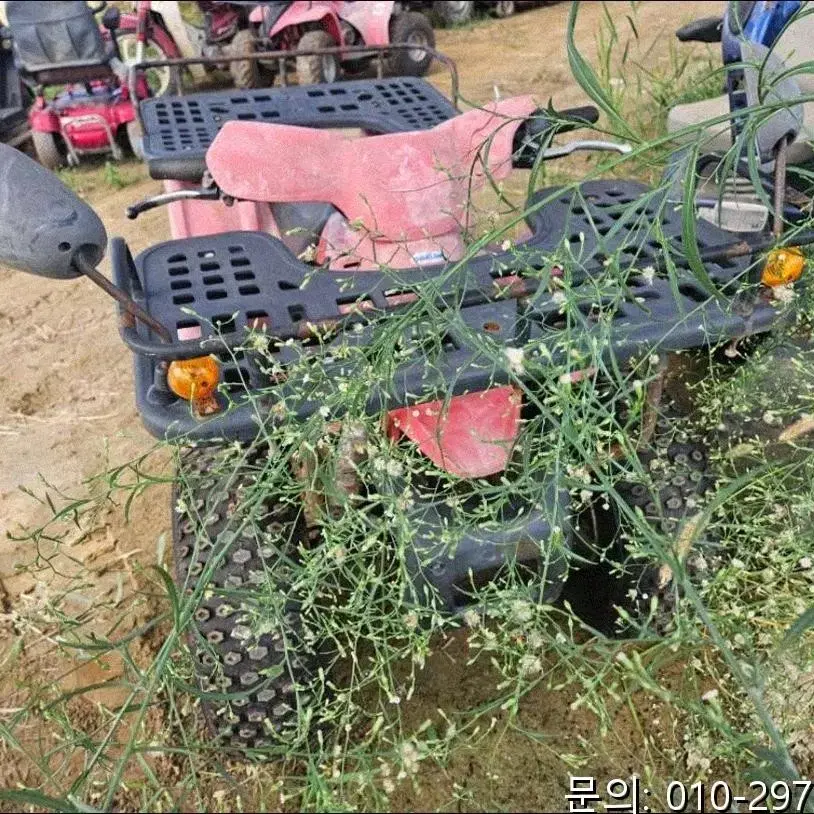 전후진 기능이 있는 대림 100cc ATV