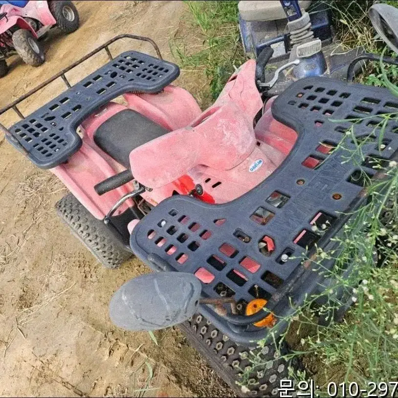 전후진 기능이 있는 대림 100cc ATV