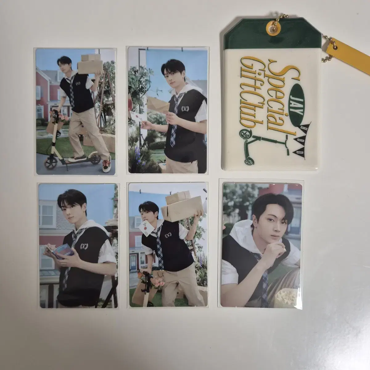 Enhypen jay special Gift Club (5 photocards, holder)