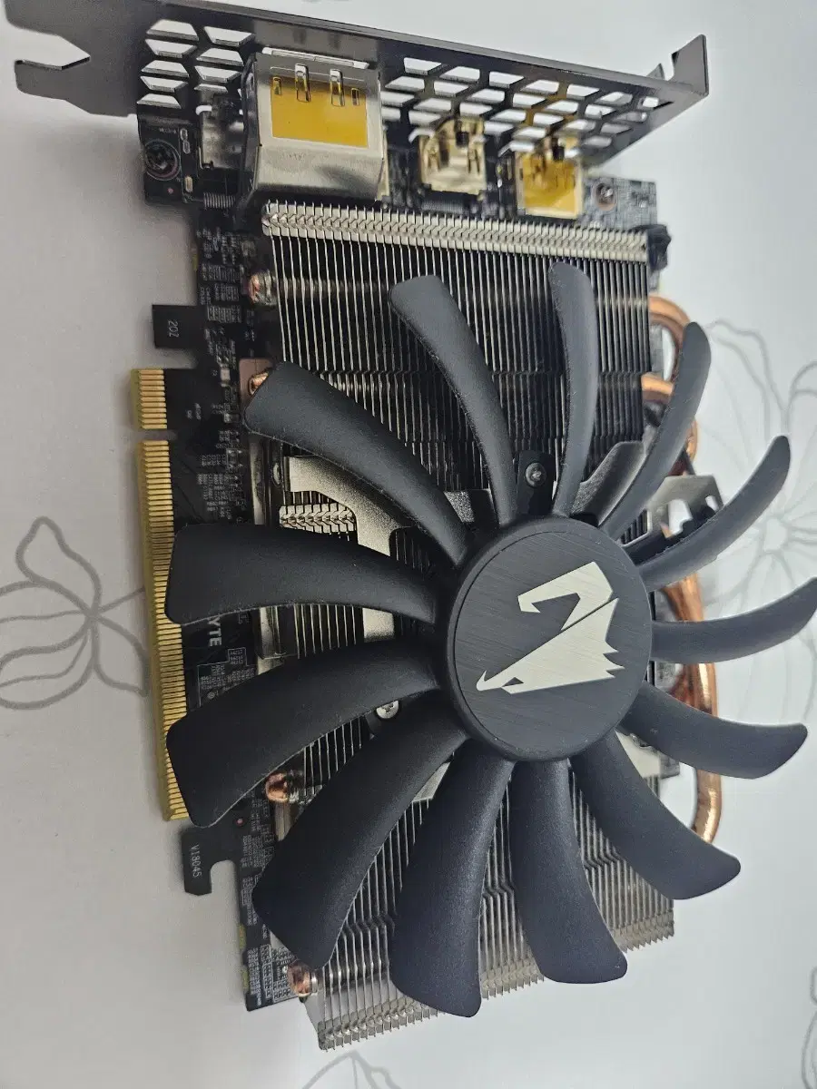 SFF,ITX용 원팬 그래픽카드 RTX2070 USBC타입