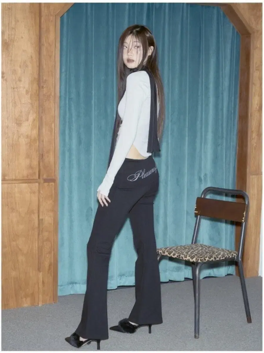 Follow me on Plnopal yuna Bootcut leggings 1size (currently gonghomx)