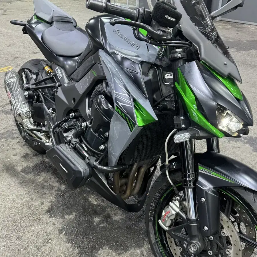 가와사키 Z1000R 2019년식 15@@@km 구변O